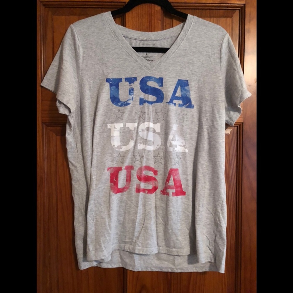 SONOMA • large gray v-neck t shirt
